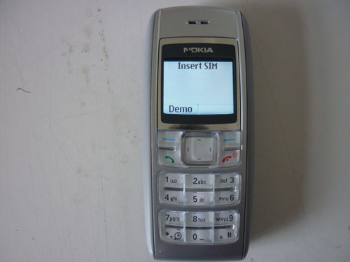 Nokia 1600 silver mobile - silver,