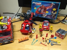 PLAYMOBIL FIRE ENGINE 71233