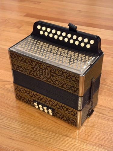 Vintage hohner vienna - vienna, model