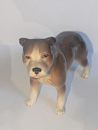 Sylvac rare staffordshire bull - rare,