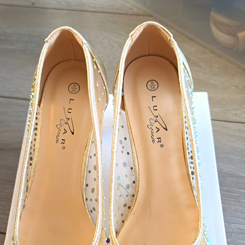 Lunar gold pointed toe court - gold,