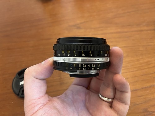 Nikon nikkor 50mm - 50mm, f1.8
