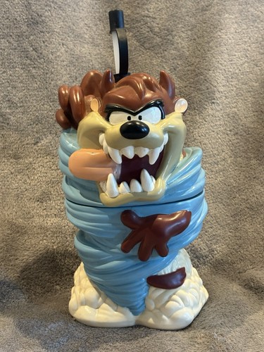 Vintage 1996 tasmanian - tasmanian, devil