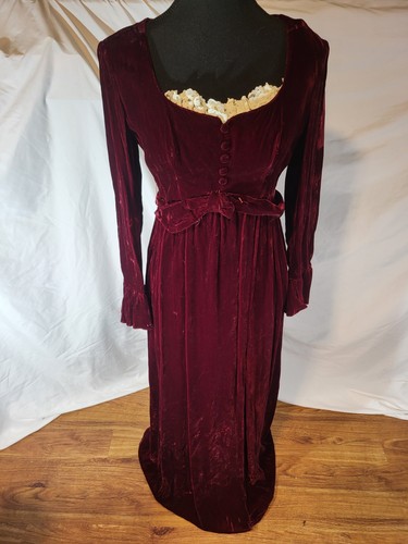 Vtge lorrie deb red - vtge,