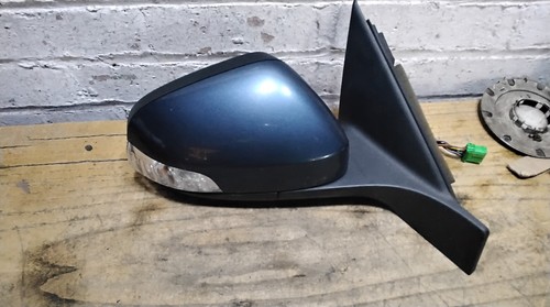 Volvo v70 drivers right - volvo,