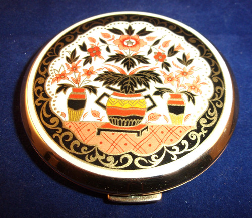 Vintage gold tone - tone, stratton