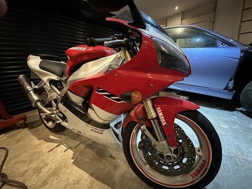 Yamaha yzf 4xv - yzf, r1