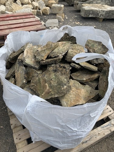 Cotswold walling stone bulk - cotswold, in