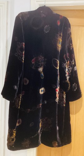 East black velvet - silk, jewel
