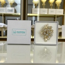 Flower Bouquet Brooch - With