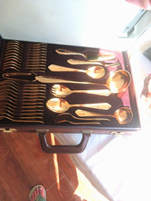 Unused 70 Piece 23/24 Karat