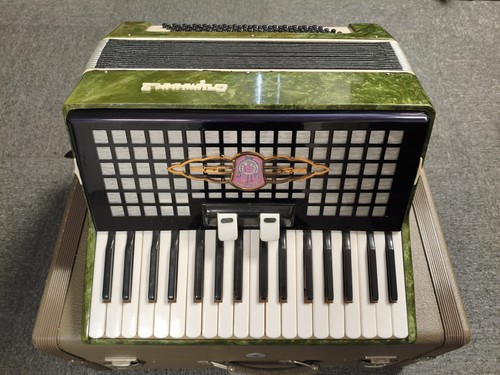 Vintage akkord sputnik - vintage, 2