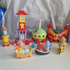Rare Vintage In The Night Garden Toys Push And Play Upsy Daisy Bed Og Pog