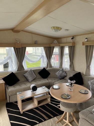 Berth caravan for hire - caravan,