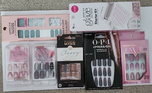 Press nails gel - on, nail