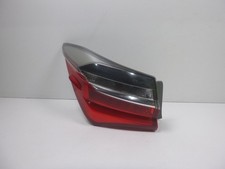 2017 TOYOTA COROLLA SALOON LEFT SIDE REAR/TAIL LIGHT ON BODY 81560-02A80