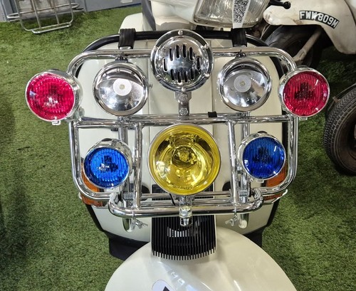 Vespa front rack chrome - front,