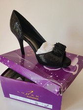 Lunar Elegance Women's Black Heels Size 6