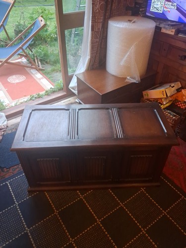 Vintage ottoman toybox - /, /