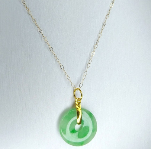 18ct gold jade necklace - necklace, 9ct