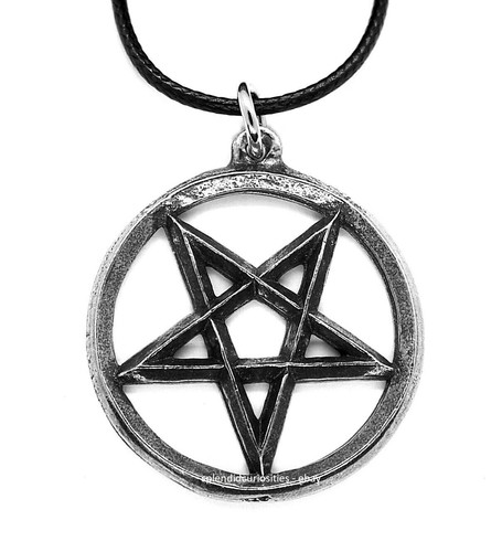 Inverted pentagram gothic - inverted,