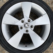 x1 SKODA OCTAVIA MK3 225 45 17 INCH ALLOY WHEEL & TYRE 5E0601025D SPARE SINGLE
