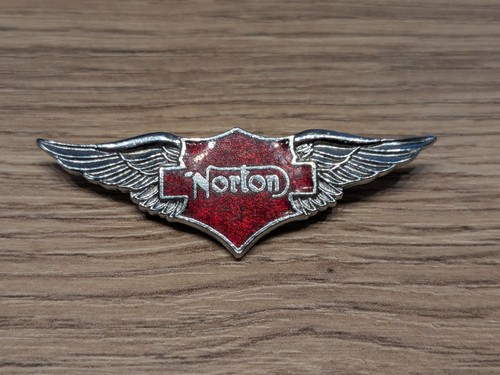 Norton motorcycle pin badge - pin,