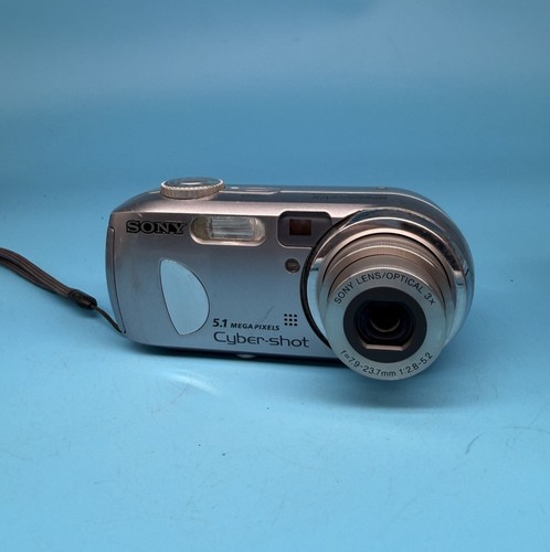 Sony cybershot dsc - dsc-p93, 5.1mp