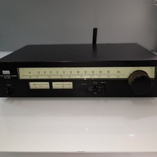 Vintage Black Sansui TU-217 Radio Tuner