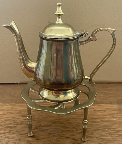 Beautiful vintage miniature - beautiful,