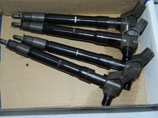 x4 used Denso diesel injectors