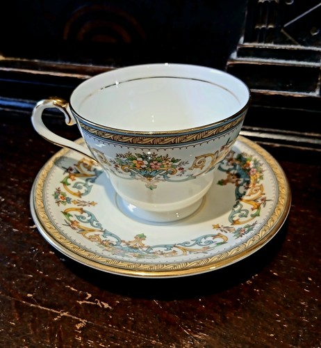Aynsley vintage fine bone - vintage,