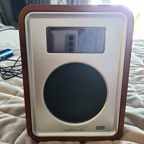 Ruark audio - r1,