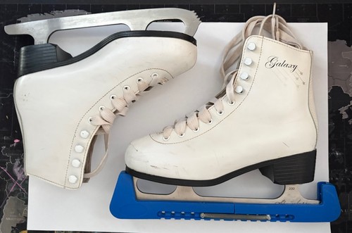 Ice skates - ice,