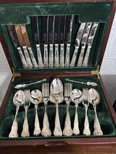 Lovely Sheffield Silver Plated 45pc Kings Pattern Cutlery Canteen