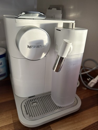 Longhi nespresso lattissima - de'longhi,