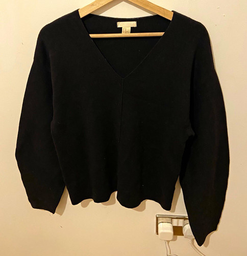 Women black v - black, v-neck