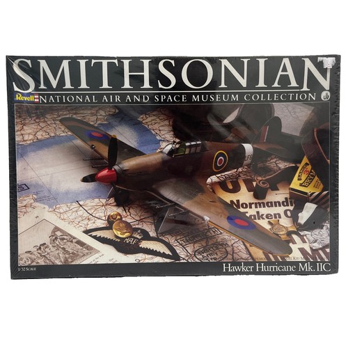 Revell 4457 smithsonian - revell,
