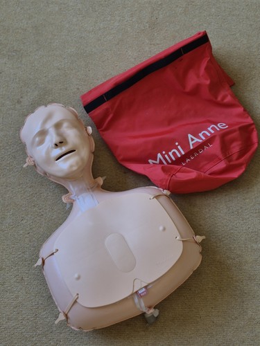 Laerdal mini anne cpr manikin - laerdal,