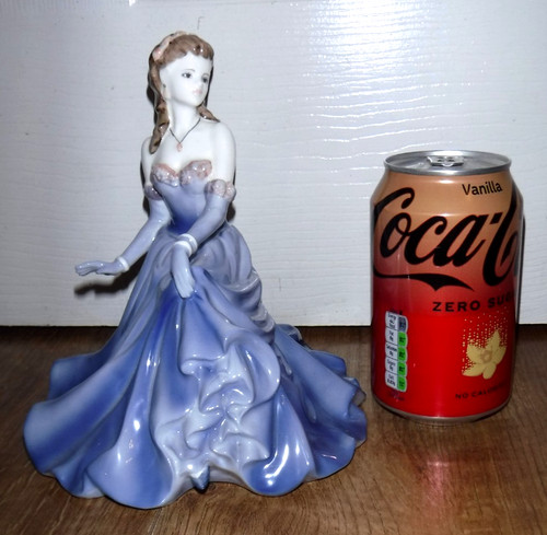 Exquisite coalport figurine - coalport,