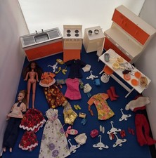 1970s Palitoy Pippa Doll House