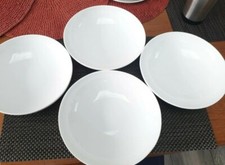 Set Of 4  Bowls First Class