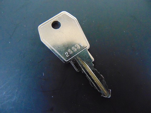 Original kamei replacement key - original,