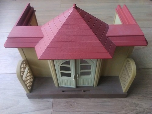 Sylvanian families willow hall - families,