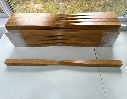 Oak twisted stair - x,
