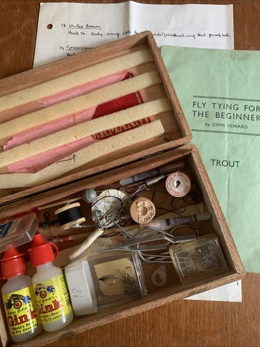 Fly tying box - fly,