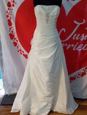 Wedding dress size 12 ivory