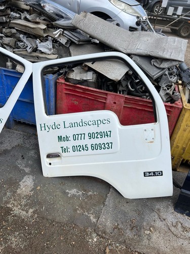 2004 nissan cabstar - nissan, door