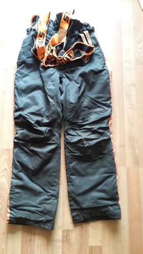 Stihl chainsaw trousers medium - chainsaw,