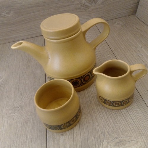 Kilncraft bacchus teapot milk - bacchus,